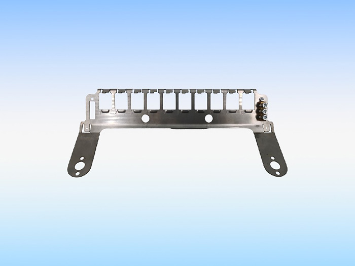 Ruostumattomasta teräksestä valmistettu tuki